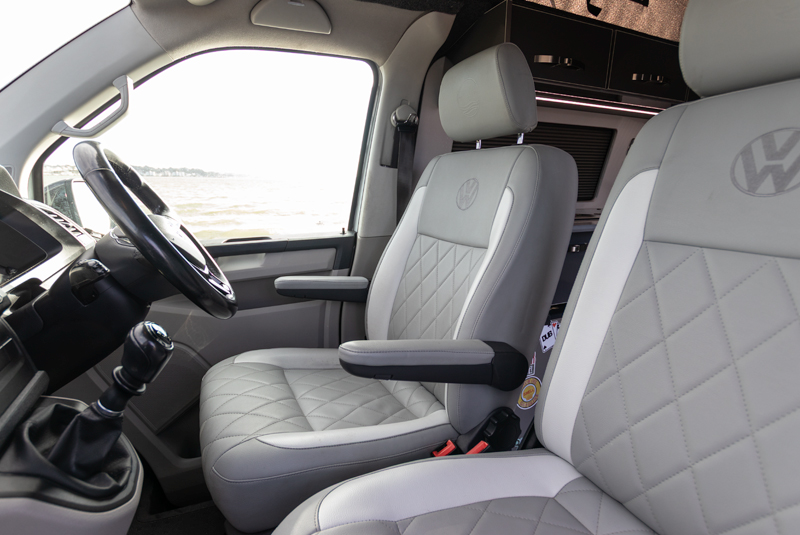 VW Transporter T6 140bhp SWB Sportline - Drivers Seat