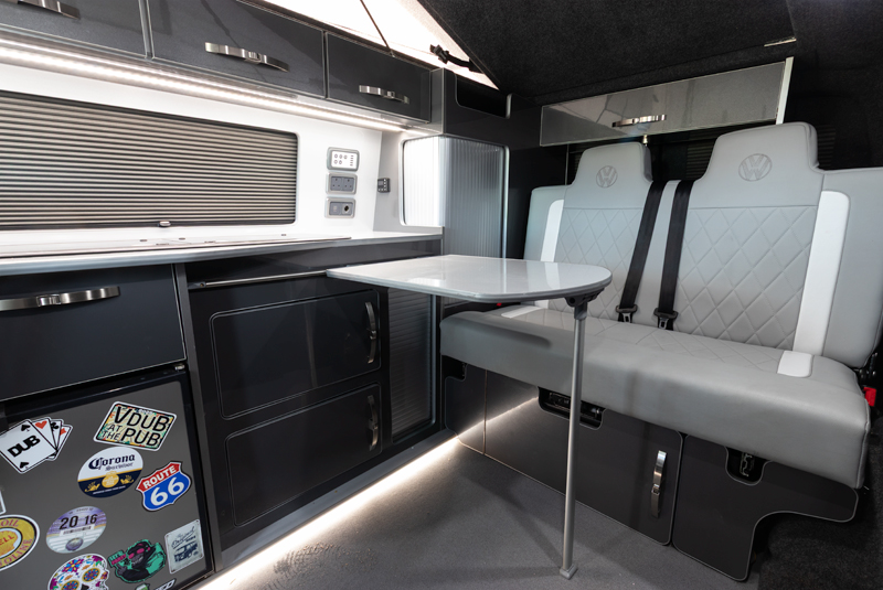 VW Transporter T6 140bhp SWB Sportline - Table