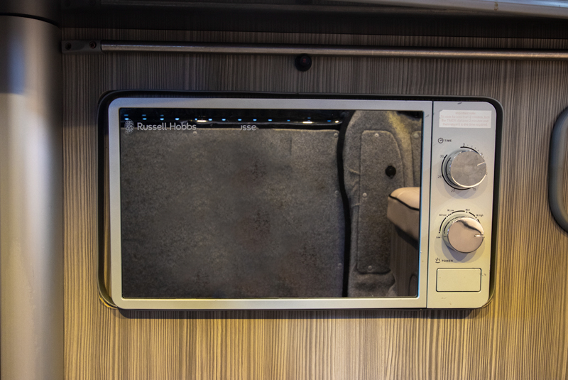 VW Transporter T5.1 130bhp SWB Sportline - Microwave