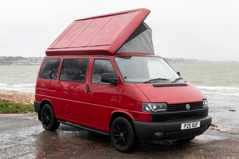 VW Transporter T4 84bhp SWB Camper - Front Right Roof Up