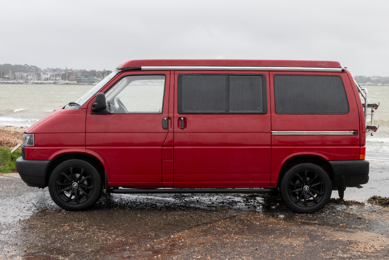 VW Transporter T4 84bhp SWB Camper - Left Side