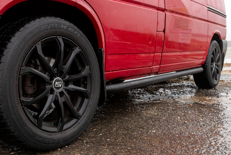 VW Transporter T4 84bhp SWB Camper - Wheels and Bars