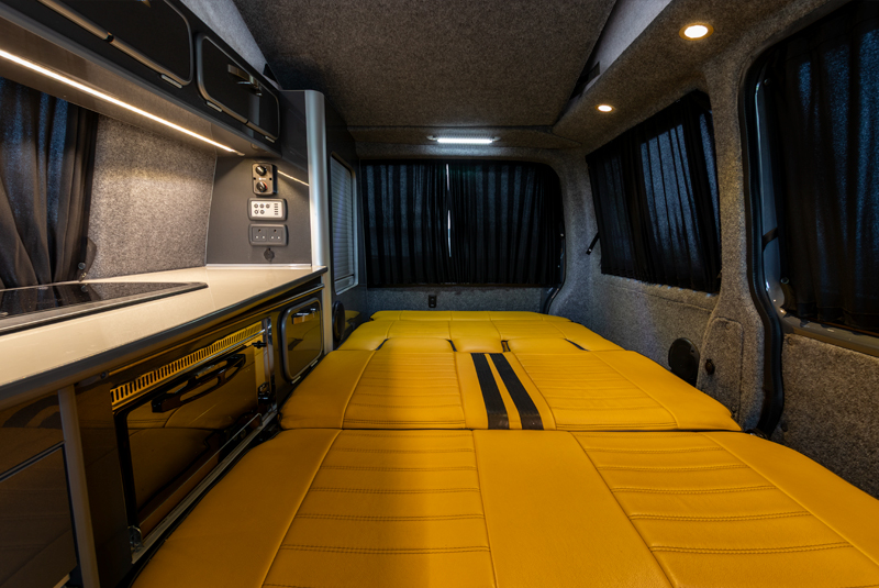 VW Transporter T5.1 140bhp SWB Autohaus Sportline - Looking Through