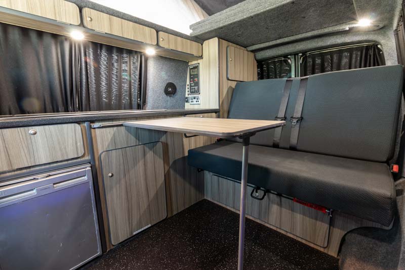 VW Transporter T6 140bhp Sportline Camper - Table