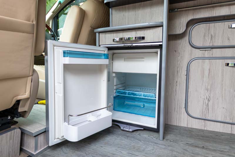 Alphard Camper - Fridge