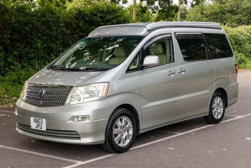 Alphard Camper - Front Left