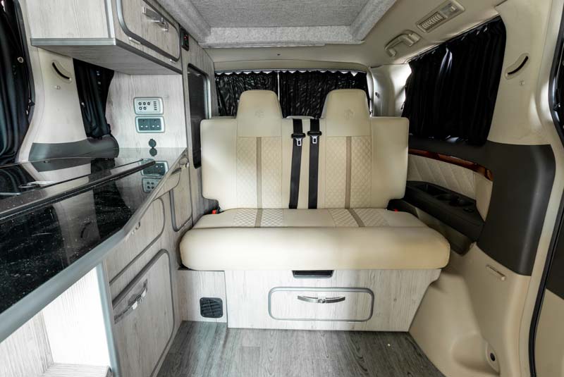 Alphard Camper - Rear Seats