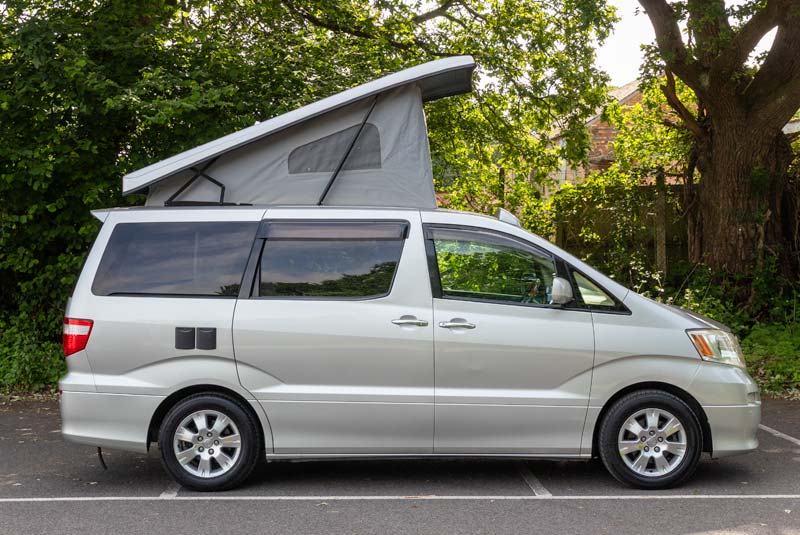 Alphard Camper - Right Side Roof Up
