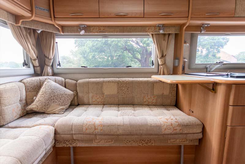 Autocruise Starlight Cab Over Sleeper - Right Seats