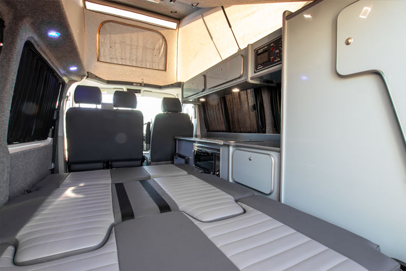 VW Transporter T6 140bhp Sportline Camper - Furniture
