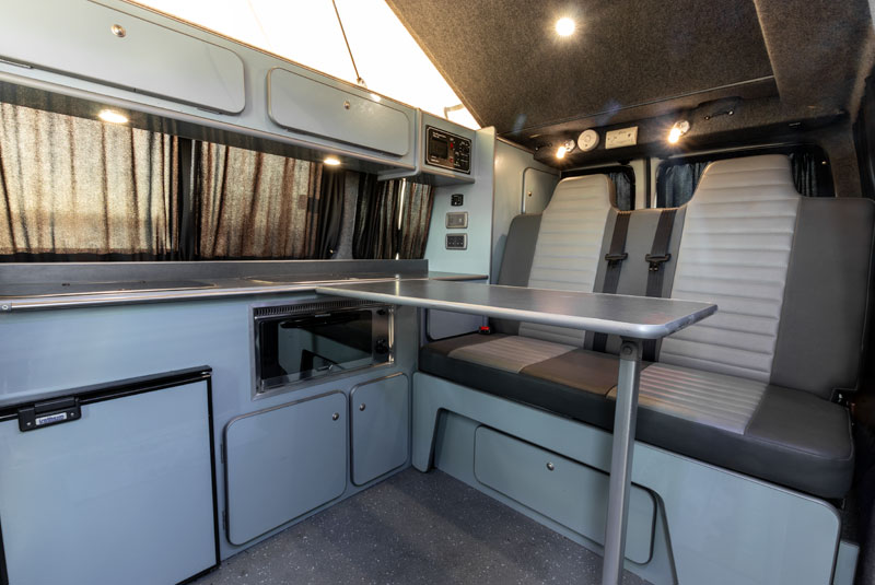 VW Transporter T6 140bhp Sportline Camper - Table