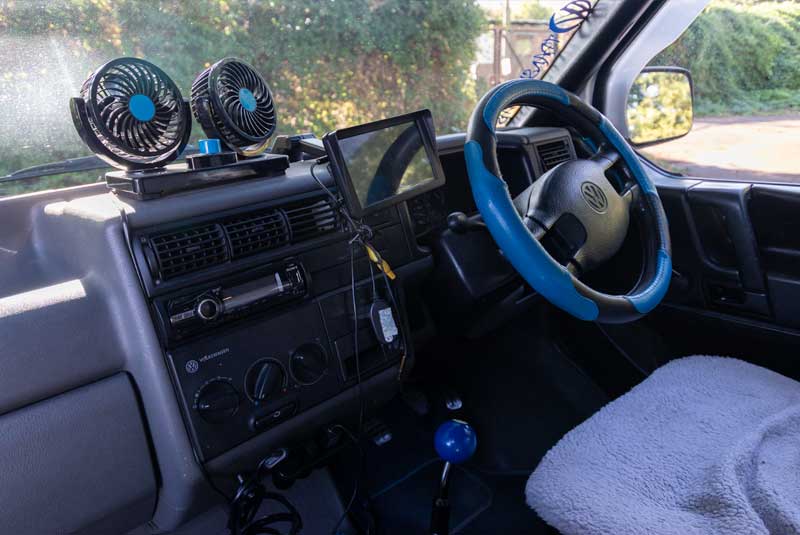 VW Transporter T4 110bhp SWB Camper Van - Dashboard