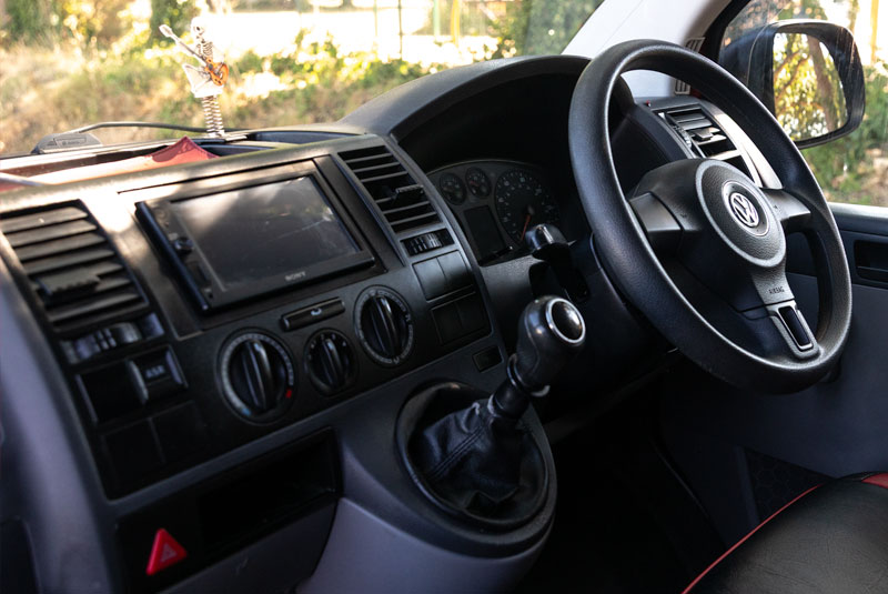 VW Transporter T5 130bhp Day Van SWB Sportline - Dashboard