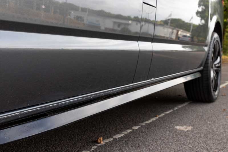 VW Transporter T6 140bhp SWB Kombi - Bars