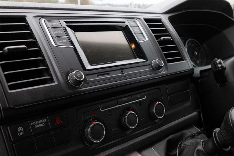 VW Transporter T6 140bhp Camper - Media Player